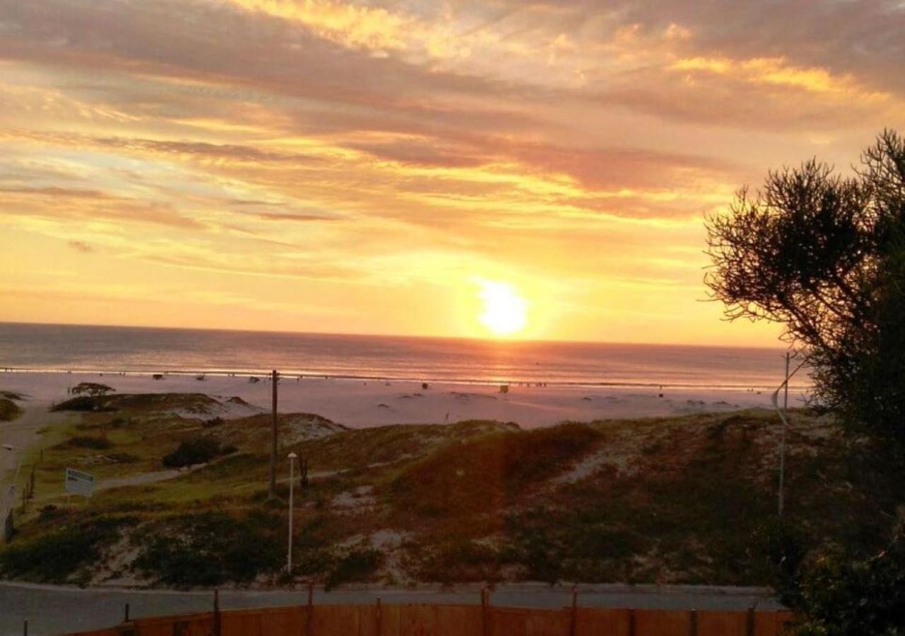 O Mais Lindo Por Do Sol Villa Arraial do Cabo Esterno foto